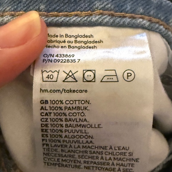 NWT H&M Women’s Button Fly 90’s Boyfriend Straight Jeans - Picture 7 of 7